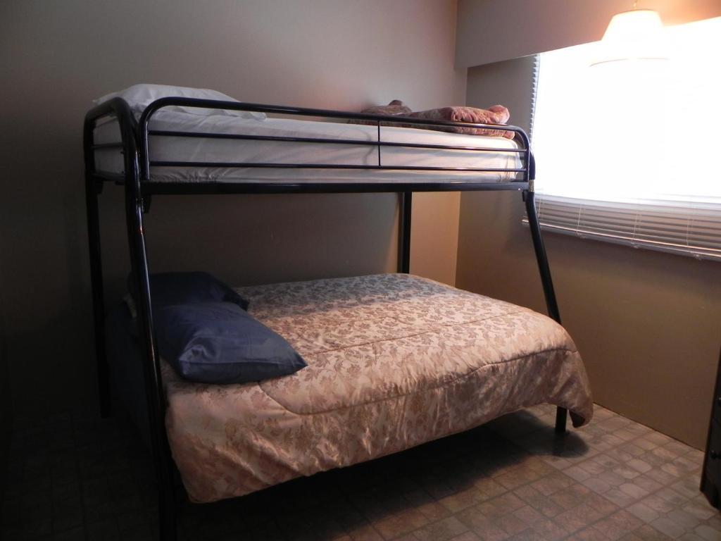 Destiny Beach Resort Osoyoos Room photo