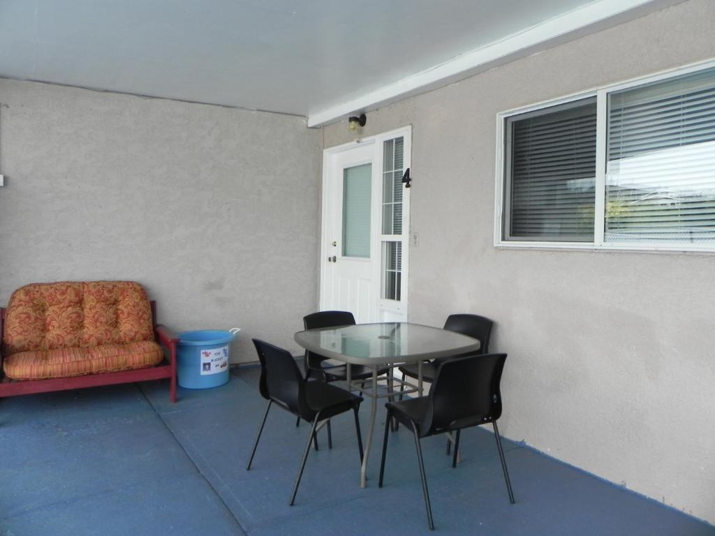 Destiny Beach Resort Osoyoos Room photo