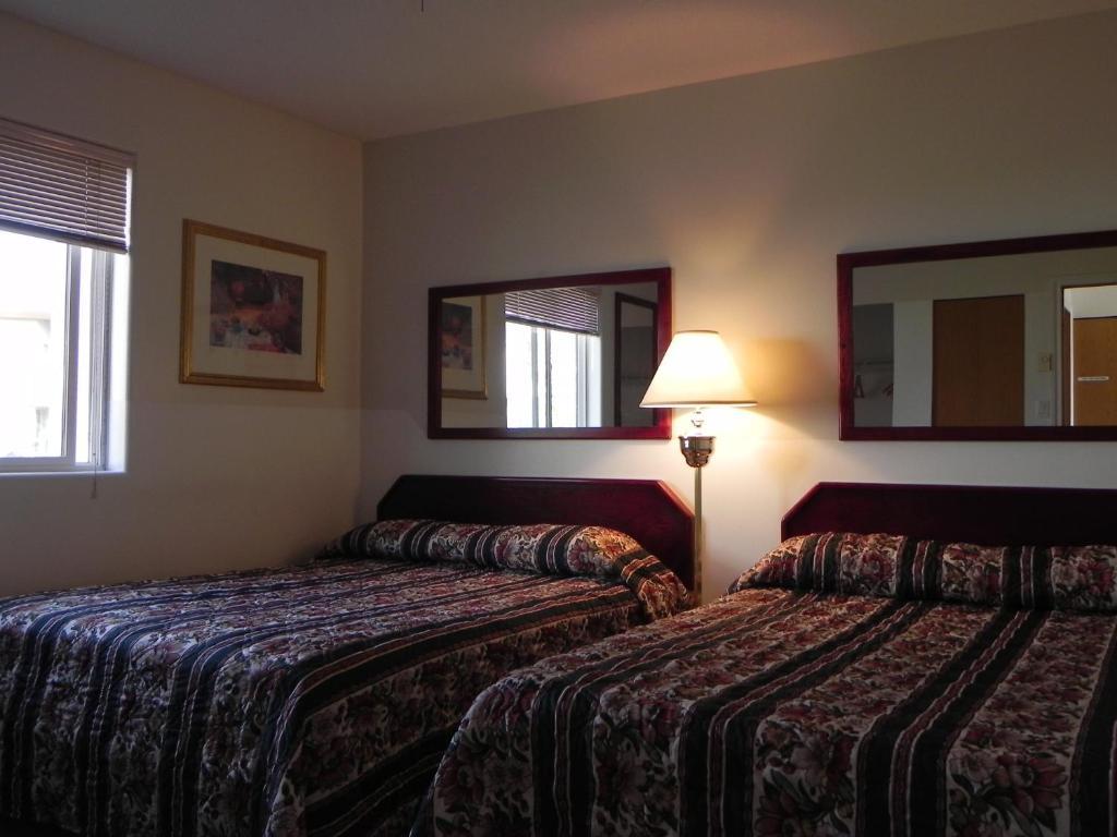 Destiny Beach Resort Osoyoos Room photo